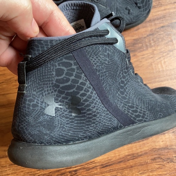 Under Armour speedform lightweight sneakers size 8 - Picture 3 of 9